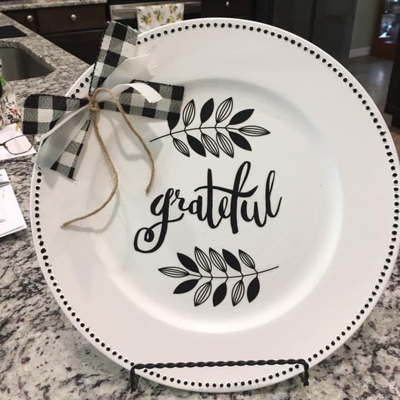 T.J.Maxx Accents Farmhouse Grateful Decorative Plate